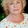 Dagmar Biener as Nachbarin