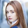 Brenna Llewellyn as Savannah
