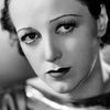 Kay Strozzi as Peggy Smith