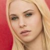 Shayla Beesley as Leanne