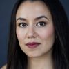 Luisa D'Oliveira as Zoe