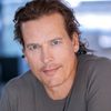 Thomas Hildreth as Tavis