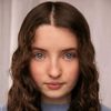 Lucy Halliday as Lois Jackson