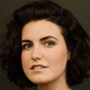 Eva Tavares as Ellen