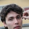 Ruben Mulet Porena as Liverani