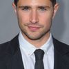 Matt Dallas as Scott Orenhauser