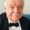 David Schroeder as Cassie's Father