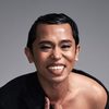 Phi Palmos as Beyonce (segment "Mukbang")