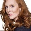 Sadie Stratton as Esther