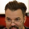 Gábor Hevér as Nr. 129 (voice)