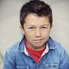 Maxwell Apple as Young John