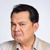 Huu Chau as Doctor Tuan