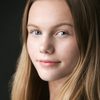 Cara Jenkins as Young Elizabeth