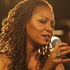 Lisa Simone
