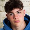 Callum Macreadie as Young Richard