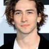 Dylan Arnold as Noah Porter