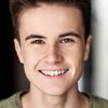 Jack Lyall as Gustave