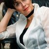 Kathleen Barr as Facade / Mrs. Nottenmyer (voice)
