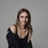 Simoné Pretorius as Amy