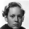 Douglas Scott as Tommy Erskine