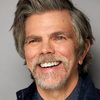 Mark Irvingsen as Lester Toole