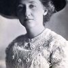 Margaret Fealy as Townswoman (uncredited)