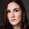 Sophie Bastelle as Lena DeLorean