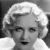 Phyllis Haver as Roxie Hart