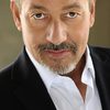 John Vargas as Oliviera