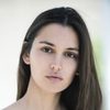 Viola Sofia Betti as Anna