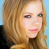 Vivien Endicott-Douglas as Alli