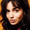 Souheila Yacoub as Alice