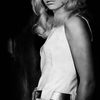 Karin Mossberg as Lisa Winthrop