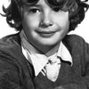 Mark Lester as Joe Evans