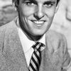 Keefe Brasselle as Drew Baxter