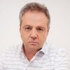 Santiago Nogués as Paje Víctor
