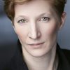 Lisa Reynolds as Commando Romeo