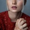 Sylvie Varcoe as Elli Kluge