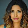 Nosheen Phoenix as Gina