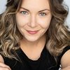 Dana Marineci as Flavia