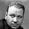 Wallace Beery as Chuck Connors