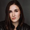 Sophie Van Bastelaer as Cecilia