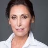 María Barranco as Anciana Traqueotomizada