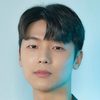 Kang Min-hyuk as Kang Hwi