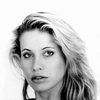 Elizabeth Kaitan as Julie Johnson