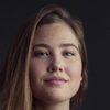 Matthea Pedersen as Teenage Girl