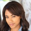 Bianca Bethune as Emergency Room Clerk
