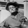 Elizabeth Slifer as Mrs. Hinckley - Landlady
