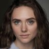 Lizzie Lomas as Extine Blandford