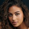 Sage Linder as Lily Copeland